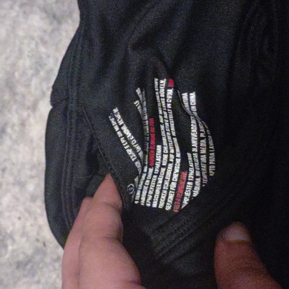 Gymshark | Capri Leggings - Picture 3 of 5